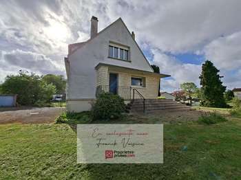 Vente maison 8 pièces Les Herbiers 85