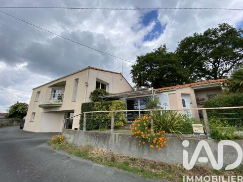 Vente maison 9 pièces Les Herbiers 85