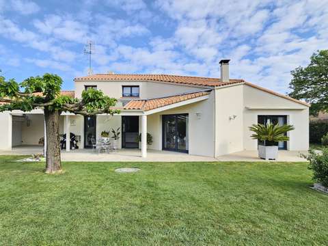 Vente maison 5 pièces Les Herbiers 85