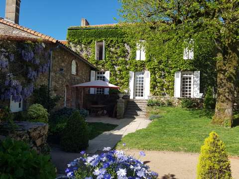 Vente maison 5 pièces Les Landes-Genusson 85