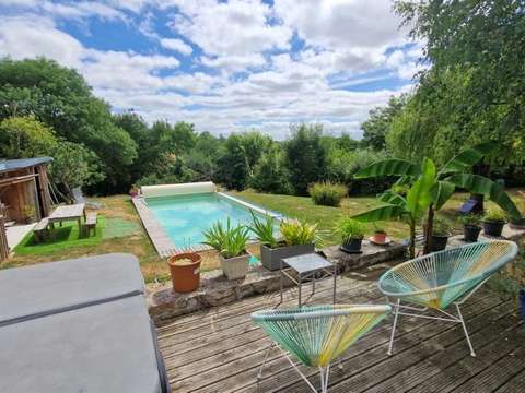 Vente maison 6 pièces Les Lucs-sur-Boulogne 85