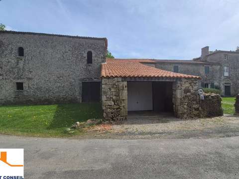 Vente maison 7 pièces Les Lucs-sur-Boulogne 85