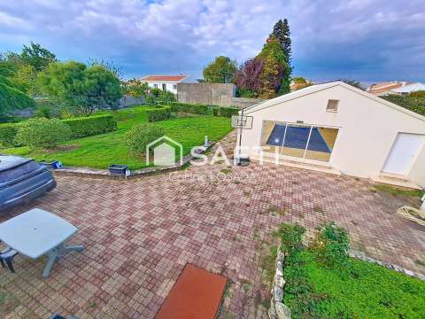 Vente maison 8 pièces Les Magnils-Reigniers 85
