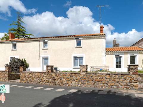 Vente maison 8 pièces Les Magnils-Reigniers 85