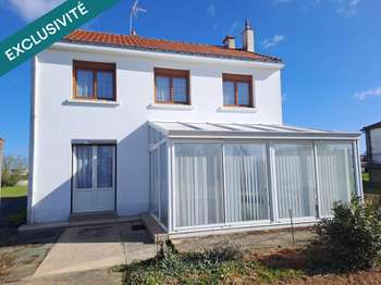 Vente maison 7 pièces Les Magnils-Reigniers 85
