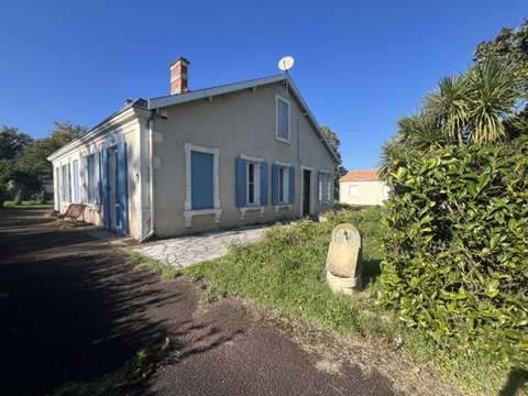 Vente maison 6 pièces Les Mathes 17