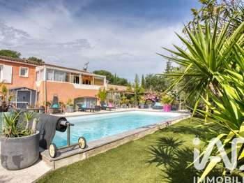 Vente maison 4 pièces Les Mayons 83
