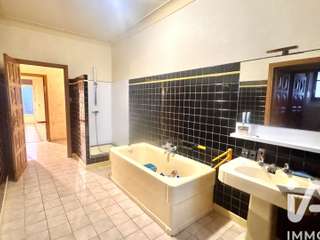 Vente maison 13 pièces Vente maison 13 pièces