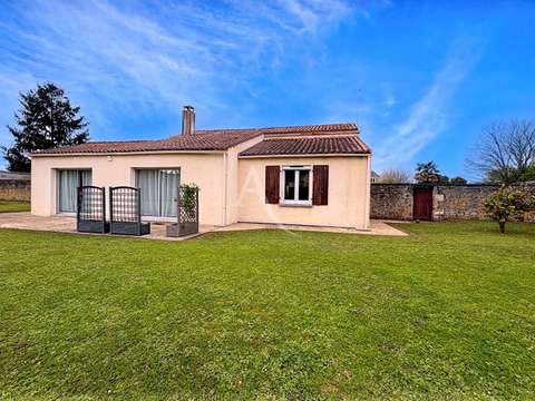 Vente maison 4 pièces Les Velluire-sur-Vendée 85