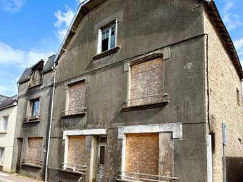 Maison 3 pièces 195 m² · à Leuhan · 195 m² · 65 000 €