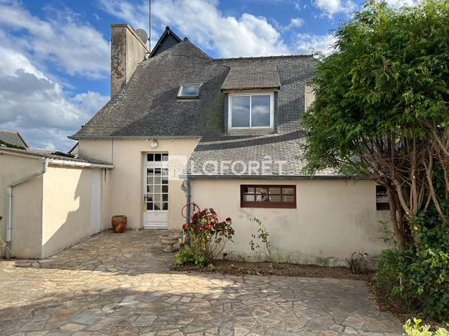 Maison 7 pièces 182 m² · à Lézardrieux · 182 m² · 262 500 €