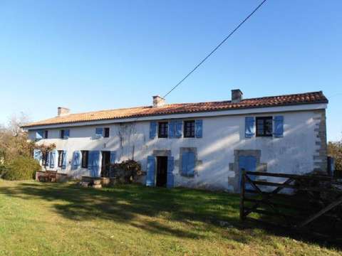 Vente maison 7 pièces Lezay 79