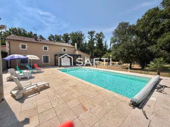 Vente maison 10 pièces Lezay 79