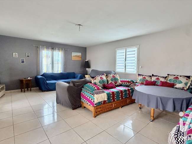 Maison 4 pièces 114 m² · à Lézignan-Corbières · 114 m² · 220 000 €