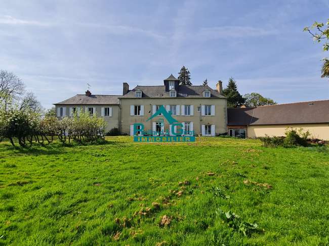 Maison 15 pièces 800 m² · à Liffré · 800 m² · 1 344 808 €
