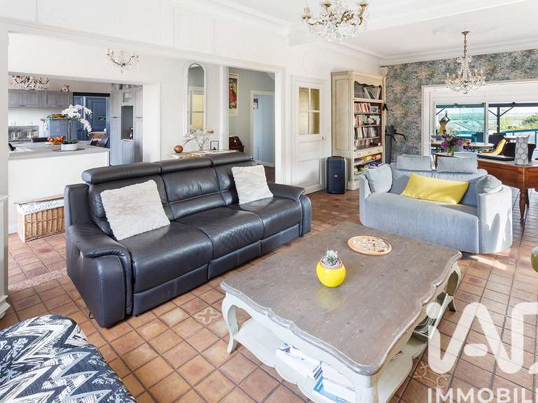 Vente maison 8 pièces