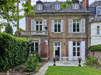 Maison 11 pièces 273 m² · à Lisieux · 273 m² · 640 000 €