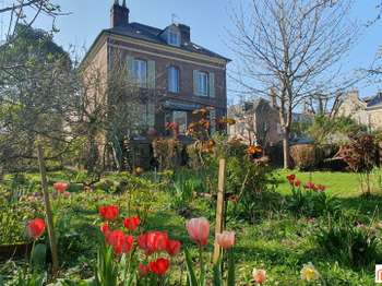 Vente maison 9 pièces Lisieux Centre Ville Est 14