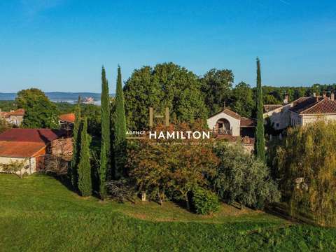 Vente maison 19 pièces Livers-Cazelles 81