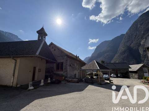 Vente maison 8 pièces