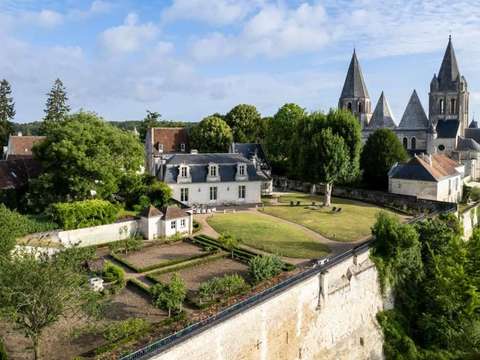 Vente maison 13 pièces