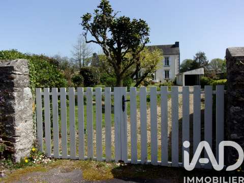 Vente maison 8 pièces Locmaria-Berrien 29