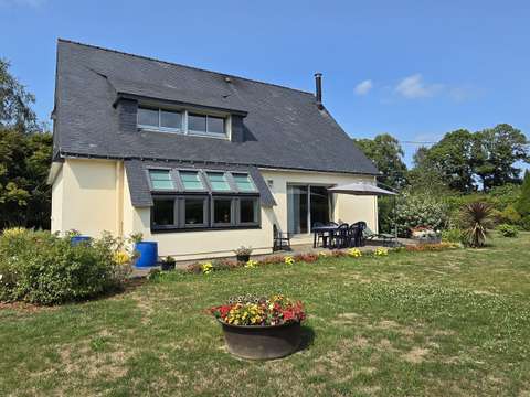 Vente maison 4 pièces Locunolé 29