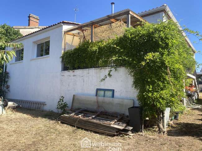 Maison 7 pièces 191 m² · à Longeville-sur-Mer · 191 m² · 329 000 €