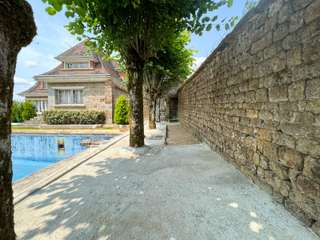 Vente maison 13 pièces
