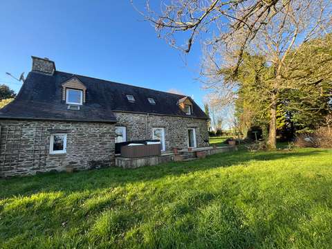 Vente maison 8 pièces Lopérec 29