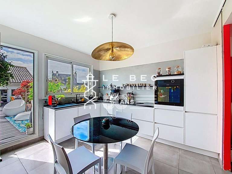 Vente maison 8 pièces