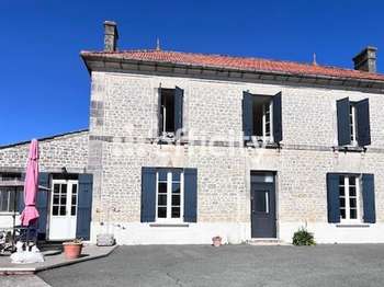 Vente maison 6 pièces Lorignac 17