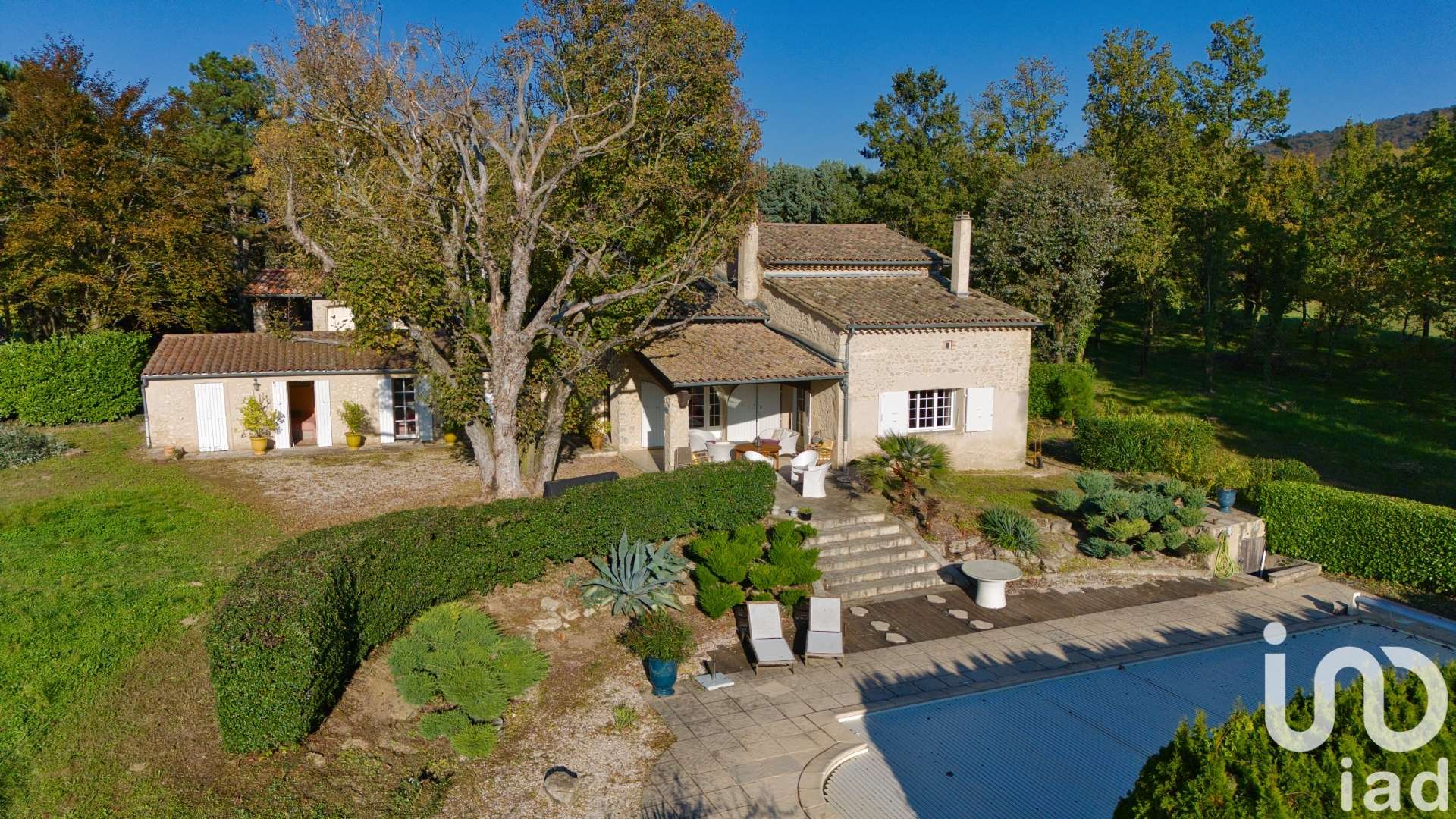 Vente Maison Piscine à Loriol-sur-Drôme (26270) : à vendre Piscine