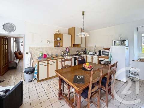 Vente maison 8 pièces