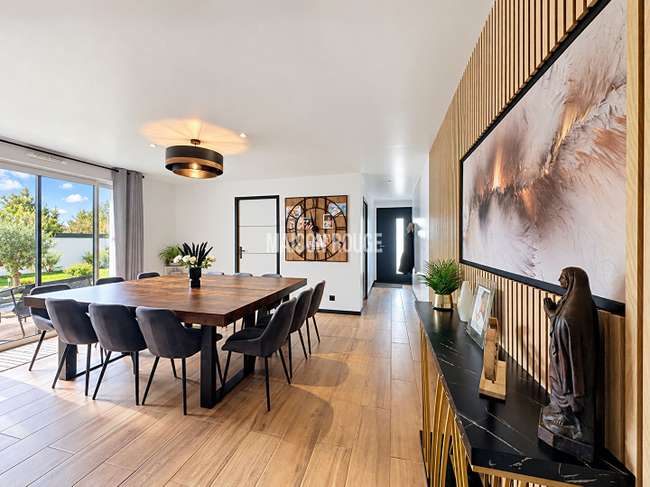 Maison 5 pièces 100 m² · à Louannec · 100 m² · 424 440 €