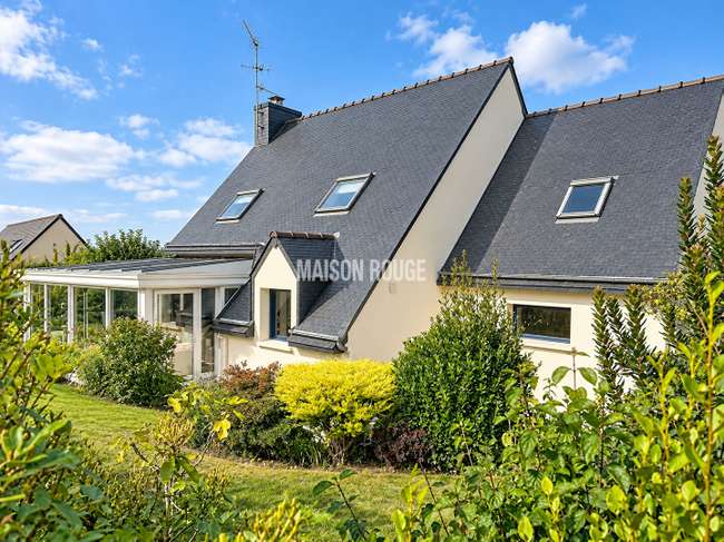 Maison 7 pièces 149 m² · à Louannec · 149 m² · 466 360 €