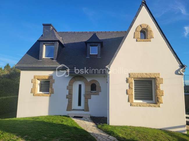 Maison 6 pièces 121 m² · à Loudéac · 121 m² · 270 000 €