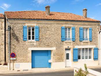 Vente maison 6 pièces Loulay 17