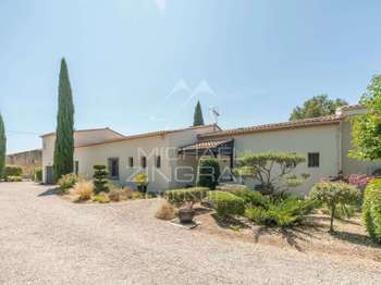 Vente maison 6 pièces Lourmarin 84