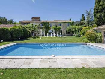 Vente maison 10 pièces Lourmarin 84