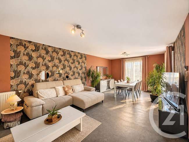 Maison 5 pièces 121 m² · à Louverné · 121 m² · 233 000 €
