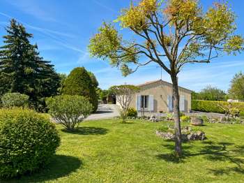 Vente maison 5 pièces Louzignac 17