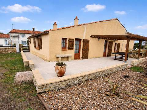 Vente maison 9 pièces Luçon 85