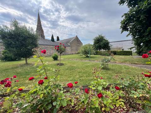 Vente maison 9 pièces Lusanger 44
