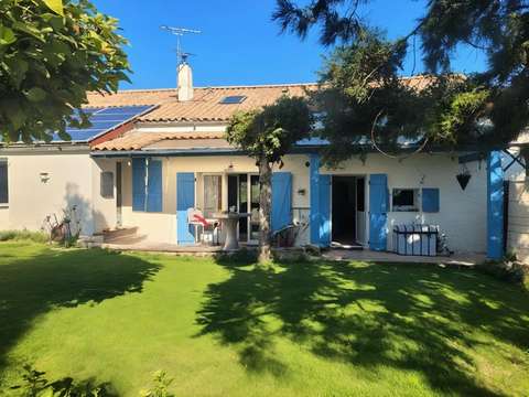 Vente maison 5 pièces Lussant 17