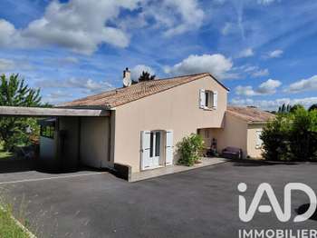 Vente maison 6 pièces Magnac-Lavalette-Villars 16