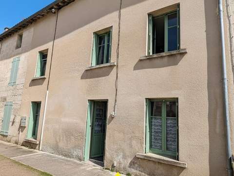 Vente maison 4 pièces Magné 79