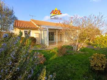 Vente maison 4 pièces Magné 79