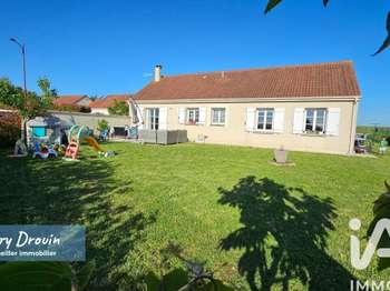 Vente maison 5 pièces Malesherbes 45