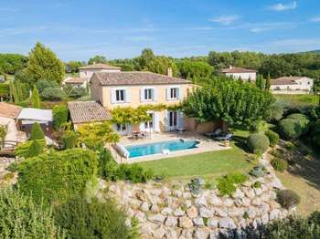 Maison 6 pièces 132 m² · à Mallemort · 132 m² · 845 000 €